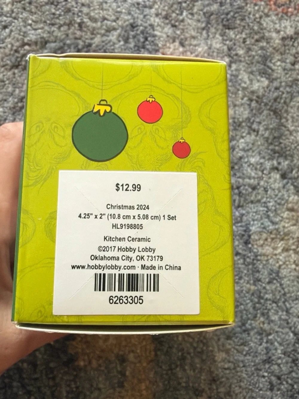 Hobby Lobby The Grinch Salt & Pepper Shakers - Green, White, Red